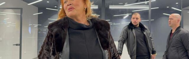 "Samo se 'složio' na pod" Ćanin muž bio prikovan za krevet, otkrila tužne detalje: "Da se pomerio ostao bi..."