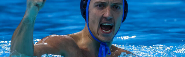 SRBIJA BEZ MILOSTI, FRANCUSKA NEMOĆNA: Neka se spreme Mađari - sledi evropski vaterpolo klasik!