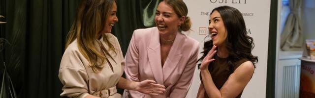 Boje koje ćemo nositi ovog proleća: Bela, crna i braon dominirale na događaju "Ona slavi uspeh"