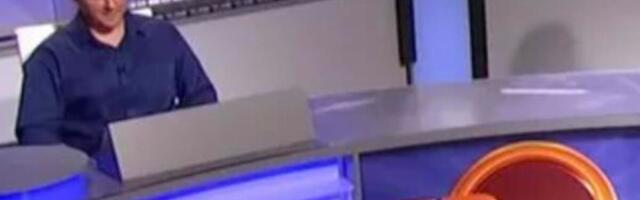 GLEDAOCI BESNI NA PLAVOG TAKMIČARA IZ "SLAGALICE": Gledaju i ne veruju, OVO NIJE U REDU! (VIDEO)