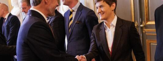 "VELIKA MI JE ČAST" Brnabić gošća kralja Danske Frederika Desetog: Hvala Vam na srdačnom gostoprimstvu i divnom prijemu (FOTO)