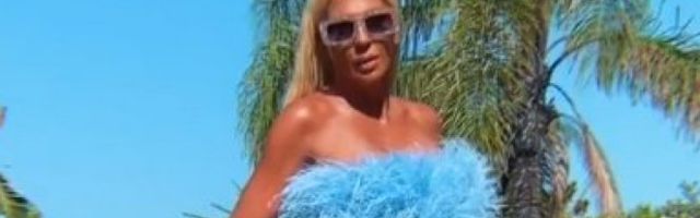 NAJLEPŠA G*ZA BALKANA! Karleuša se SKINULA, pa pokazala DVE LOPTICE BEZ CELULITA - AUUU, ZASTAJE DAH! (FOTO)