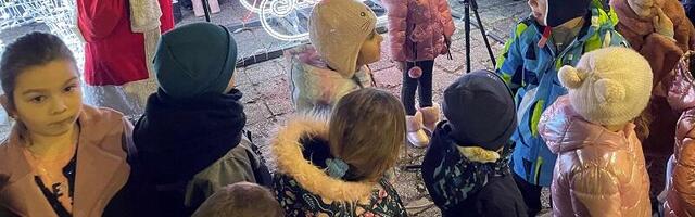 Opština Gornji Milanovac poklonima ulepšala doček Nove godine najmlađim sugrađanima