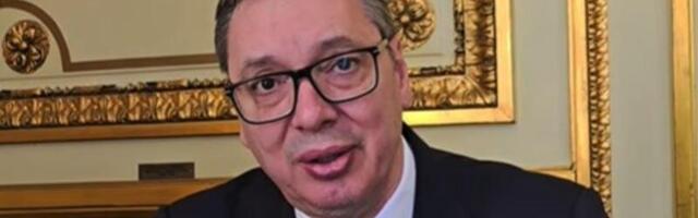 Vučić se oglasio iz Pariza: "Brine me jedna stvar"
