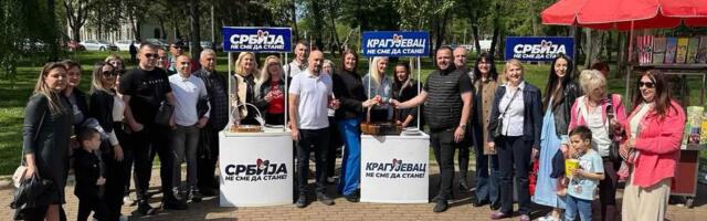 Petrašinović: Par sugrađana pokušalo da nas otera, ali nisu uspeli da nam pokvare akciju podele vaskršnjih jaja