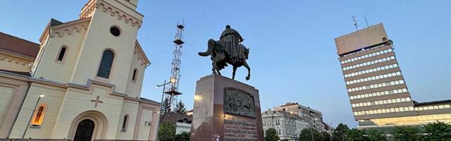 Prosvetni radnici Banata organizuju skup podrške Ivani Atanacković i Ružici Tapavički