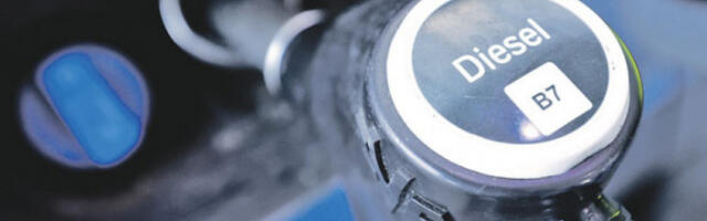 Дизел скупљи за три, бензин за динар