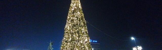 Više nego ikad: Ovo su cene novogodišnja dekoracija u gradovima u Srbiji