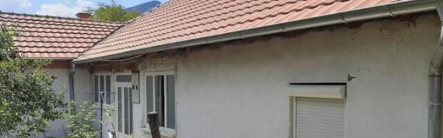 Prodaje se slatka kuća od 110 kvadrata za jako male pare: Ima pomoćne objekte i idealna je lokacija (FOTO)