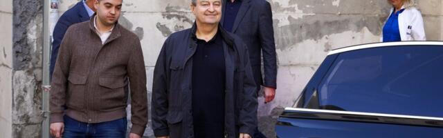 "Uz mene su bili porodica i Vučić!" Dačićeva emotivna objava pre izlaska iz bolnice (FOTO)