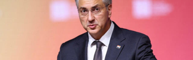 Пленковић условљава Црној Гори европски пут
