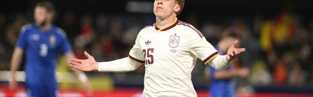 Direktno sa Svetskog prvenstva pravac Liverpul! Dželat Srbije stigao na "Enfild"