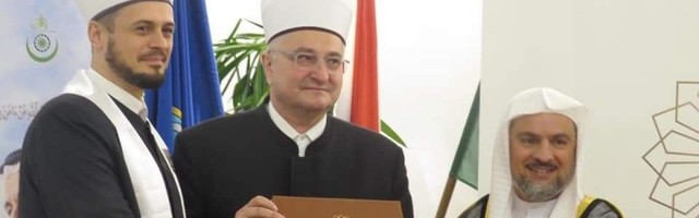 Škola Kur'ana Časnog dobila priznanje od Svjetske akademije za hifz
