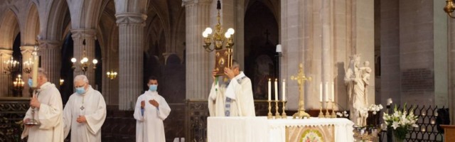 Nezapaćen zločin u Francuskoj - katolički sveštenici silovali više od 216.000 dece