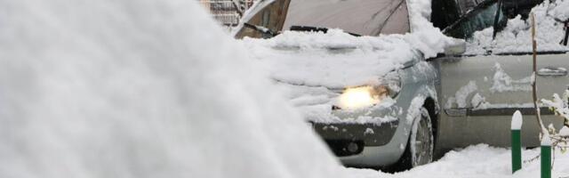 ŠESTORO TURISTA IZVUČENO IZ SMETOVA NA ZLATIBORU! Ostali zavejani u automobilima!