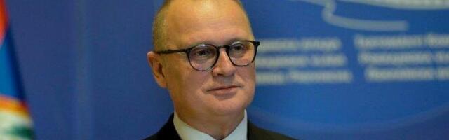 Vesić: Normalizovan saobraćaj na brzoj pruzi, strože kazne za kradljivce