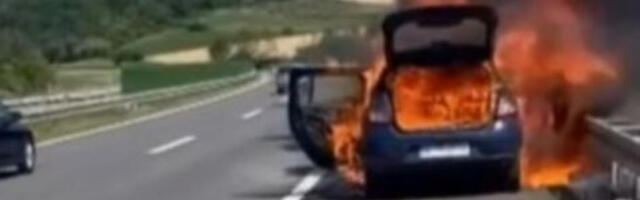 JEZIV UDES U STAROJ PAZOVI Auto sleteo s puta pa se zapalio, povređeni preveženi na reanimaciju