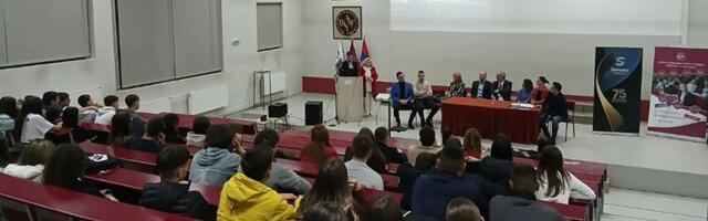 Znanjem do sigurne karijere