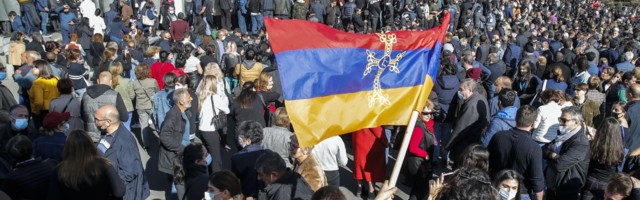 Demonstranti u Jerevanu dali Pašinjanu 24 sata da podnese ostavku