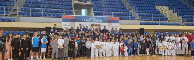 Nama u sportu je najvažniji jedan zadartak, da deca budu na terenima: Predsednik SSS Davor Štefanek na Malom sajmu sporta u Smederevu