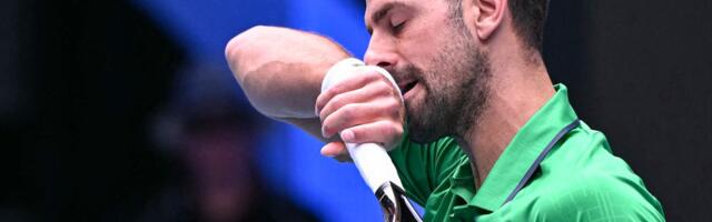 ĐOKOVIĆ – MUZETI Novak u teškoj situaciji, na korak od eliminacije sa AO