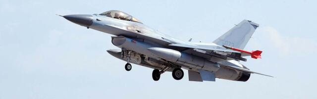Ćetvrti pad vojnog aviona za manje od jednog dana: Srušio se F-16 u Koreji, pilot preživeo