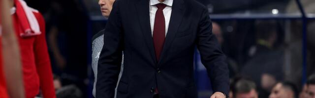 „Grobari“ ne zaboravljaju izjavu Saše Obradovića: Pogledajte šta su mu poručili sa tribina (FOTO)