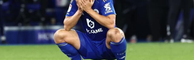 SUNOVRAT ČUVENOG KLUBA - OD ŠAMPIONA ENGLESKE DO TREĆE LIGE ZA SAMO 10 GODINA!
Igrači i navijači u suzama! Potresne scene na stadionu posle kraha Lisica!