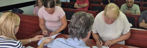 Шеснаест домаћинстава у Новој Вароши добија пластенике за сигурнију производњу