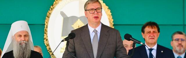 "NIŠTA SVETIJE NEMAMO"! Vučić: Kosovo i Metohija je deo Srbije, po Ustavu i po pravdi Boga! (FOTO)