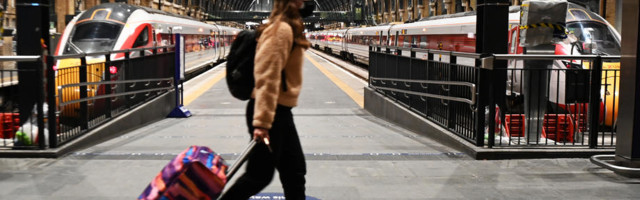 Više od pola miliona ljudi u Engleskoj primilo vakcinu protiv koronavirusa