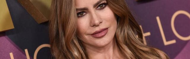 Sofija Vergara (52) pozirala u TOPLESU NA JAHTI i mreže se usijale: Vreli kadrovi sa Ibice raspametili muškarce (VIDEO)