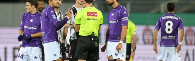 Vlahović meta gnusnih uvreda u Italiji: "Što ga više udaraju..."