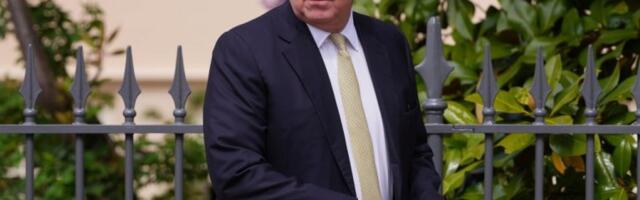 OD MILJENIKA DO IZGNANIKA! Ko je bivši princ Endru i kako je postao NAJVEĆA MRLJA kraljevske porodice zbog afere sa Epstajnom