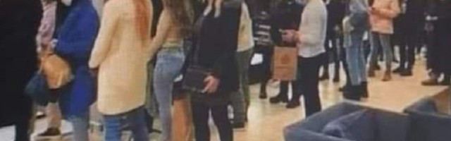 "Ne mogu da zabrane crni petak, a u martu nas zaključavali"