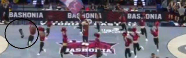 Umalo tragedija u derbiju ACB lige (VIDEO)
