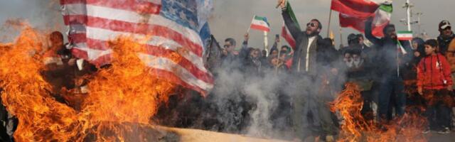 Da li se Iran sprema za rat ili vatromet, protesti i naoružanje