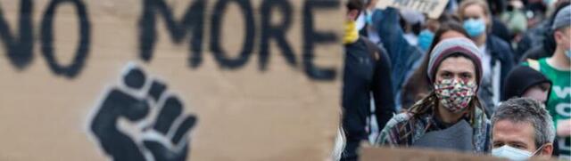 Ulični kult smrti: jedna paralela