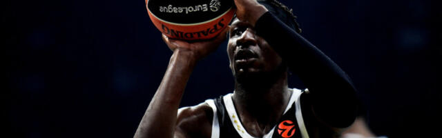 "ŽELIM DA NAPRAVIMO NEŠTO VELIKO" Isak Bonga za sport.Alo o novoj sezoni, očekivanjima u Partizanu, zlatu sa Nemačkom...