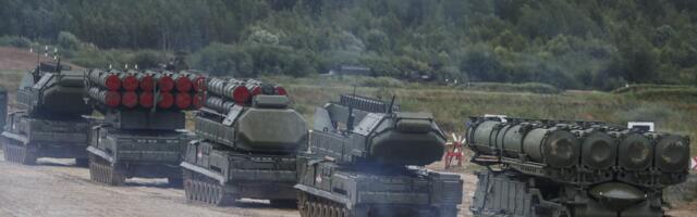 Trupe napreduju u svim pravcima