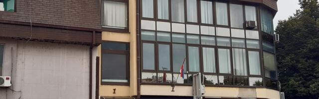 Službenik fizički napao direktora Fonda PIO u Leskovcu – pokušao „špansku kragnu“