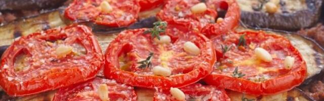 Posna musaka od krompira i patlidžana - preukusno, toplo i zasitno jelo