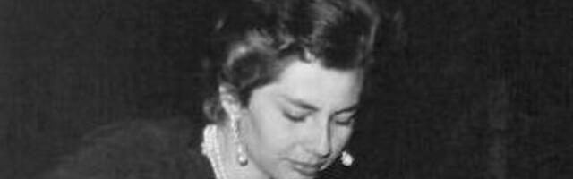 KO JE KRALJICA IRANA? Soraju obasipao dijamantima, a ona mu NIJE RODILA DETE! Sačekala je STRAŠNA SUDBINA