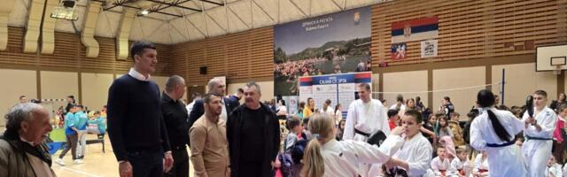 Mali sajam sporta u Bajinoj Bašti: "Sport je važan da bi bio zdrav i snažan"