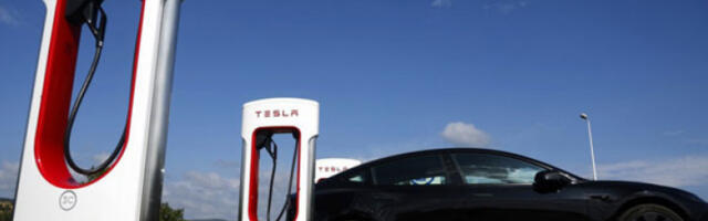 „Тесла” бележи велики пад регистрација у Европи, конкуренција из Кине све јача