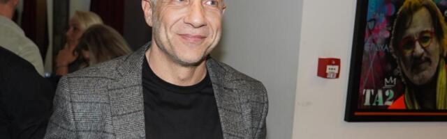 MILAN KALINIĆ ISPRATIO SINA NA MATURU! Voditelj puca od ponosa: Vuk izrastao u pravog šmekera: "Moj badžavi" (FOTO)