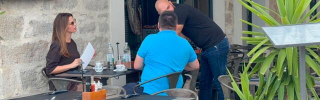Uhvatili smo Milicu Pavlović na hrvatskom primorju: Ručala je sa NJIM a ovim gestom dokazala je da je zvezda