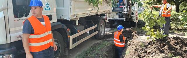 Hitni radovi na sanaciji velike havarije: Ulice zatvorene za saobraćaj, stanovnici bez vode