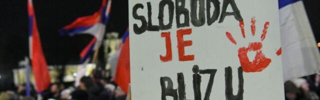 "Ovo je revolucija, obojena u crvenu, plavu i belu boju" (FOTO, VIDEO)
