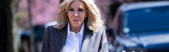 BRIŽIT MAKRON U CENTRU SKANDALA: Prva dama Francuske feministkinje nazvala “glupim kučkama”!